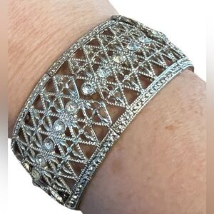 Vintage Silver Plated‎ White Rhinestone Stretch Special Occasion Bracelet
